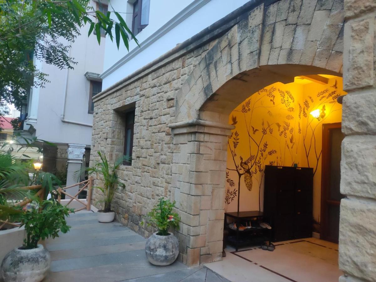 Nomads Nest Hostel Hajdarabad Zewnętrze zdjęcie
