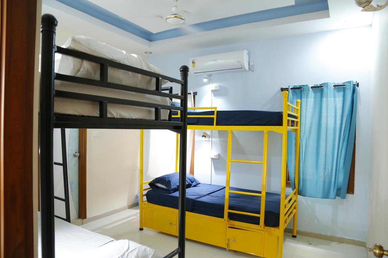 Nomads Nest Hostel Hajdarabad Zewnętrze zdjęcie